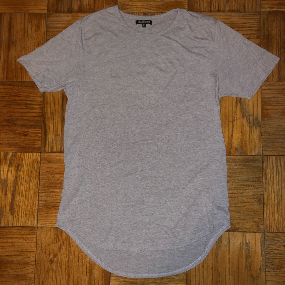 Elwood gray scoop hem T-shirt